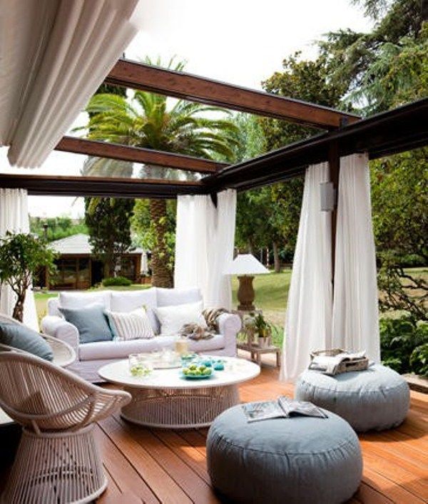 Outdoor Living Furniture and Decor
  Inspiration