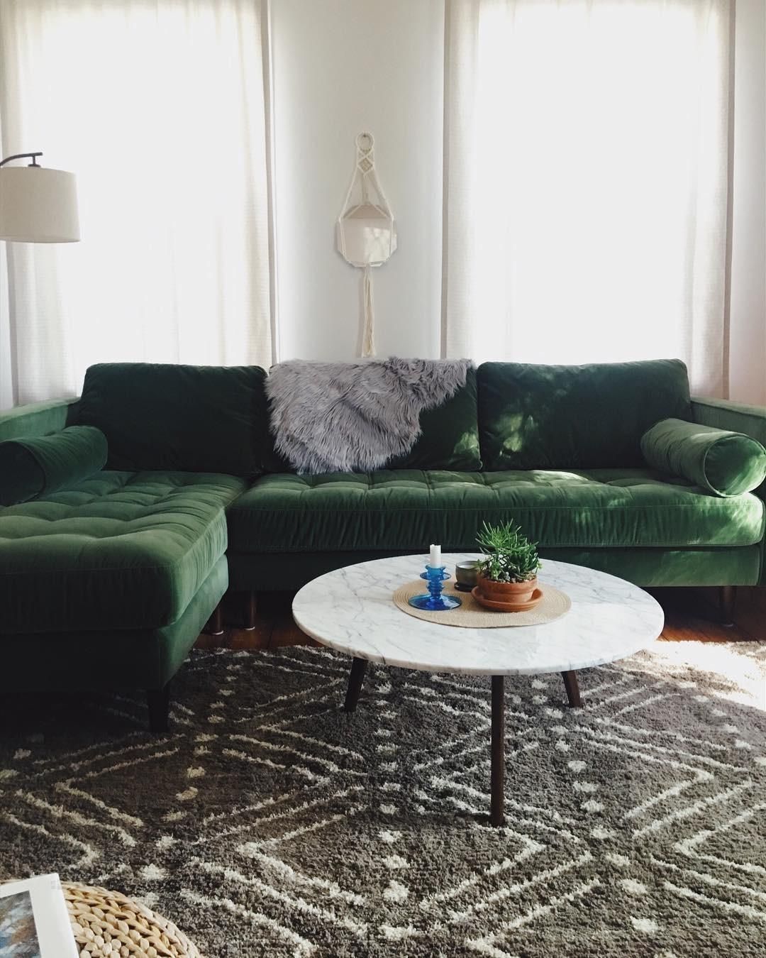 Charming Modern Sectional Sofa