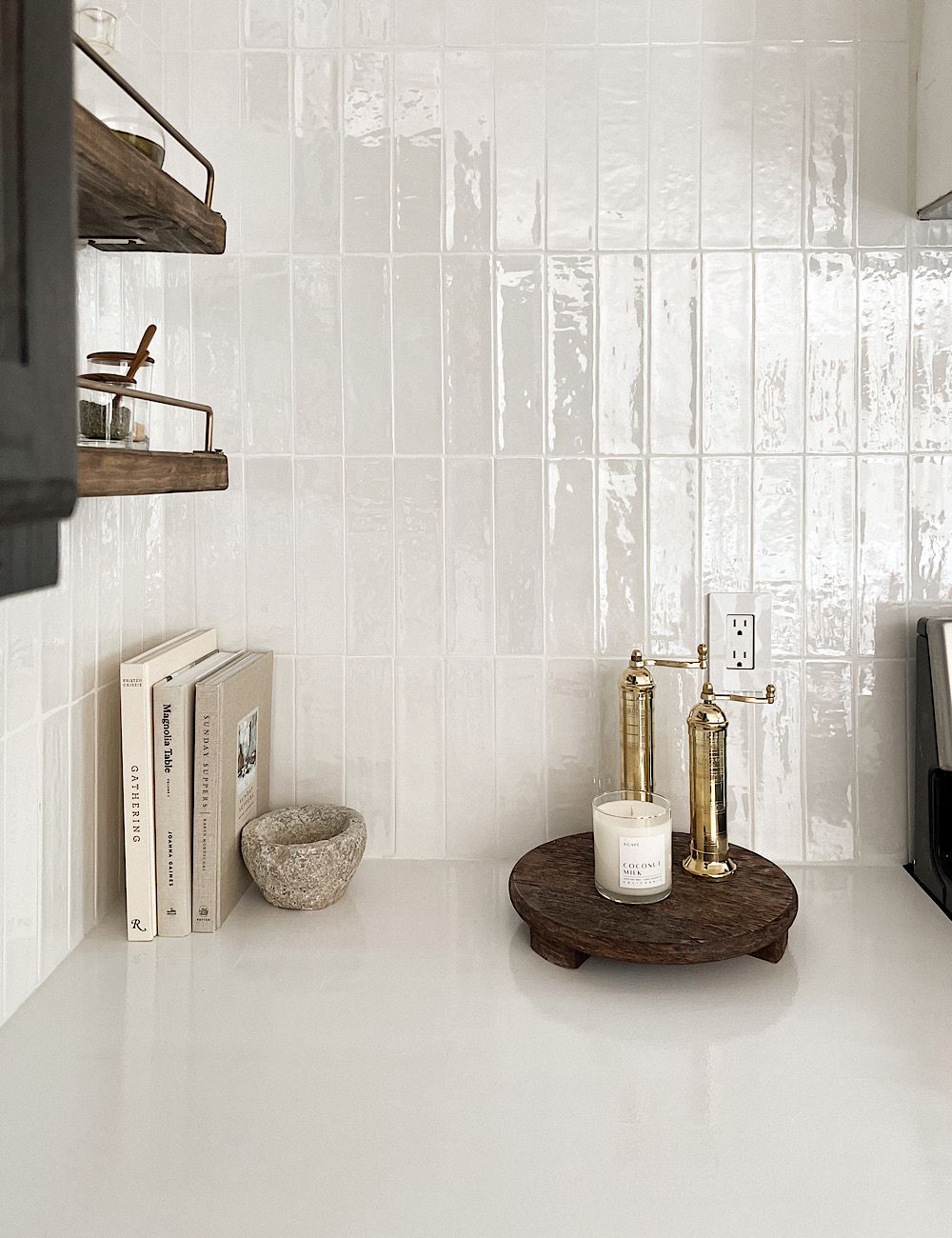 Stunning Kitchen Backsplash Tile Ideas  to Transform Your Space