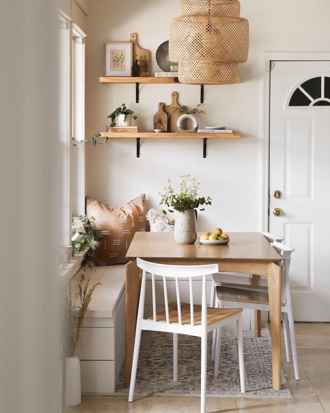 8 Clever Small Kitchen Table Ideas to Maximize Space and Style