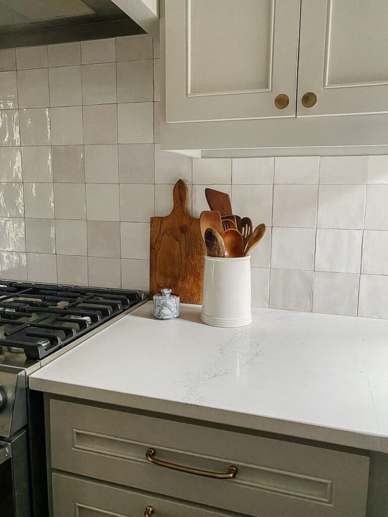 kitchen tile backsplash