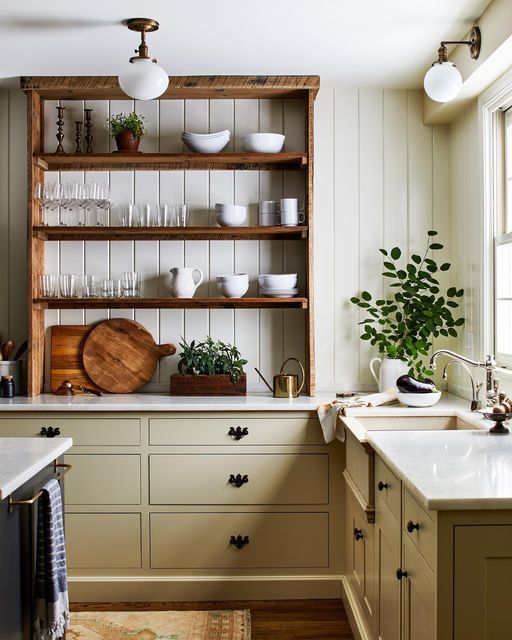 The Ultimate Guide to Choosing and Styling a Kitchen Hutch