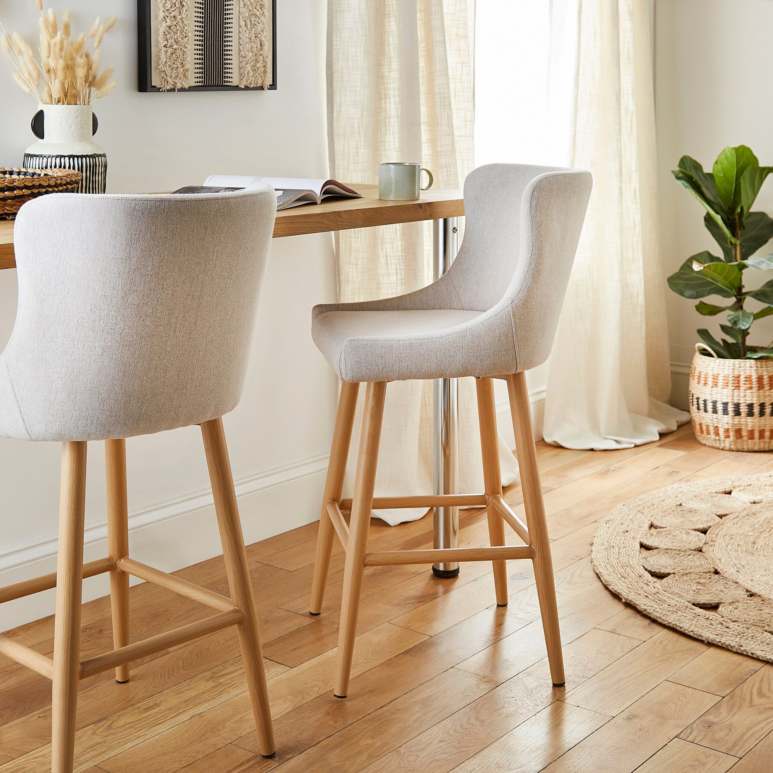 The Ultimate Guide to Choosing the Perfect Kitchen Stools for Your Home