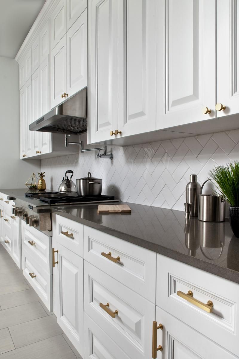 The Timeless Elegance of White Kitchen Cabinets