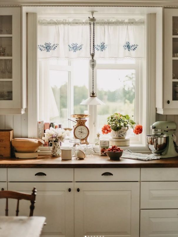 9 Charming Cottage Kitchen Ideas to Transform Your Space