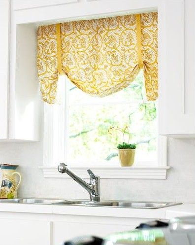 Adding Style and Charm to Your Kitchen with Valances