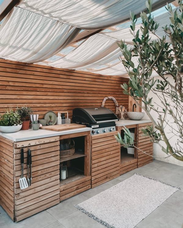 Al Fresco Delights: Embracing the Trend  of Outdoor Kitchens