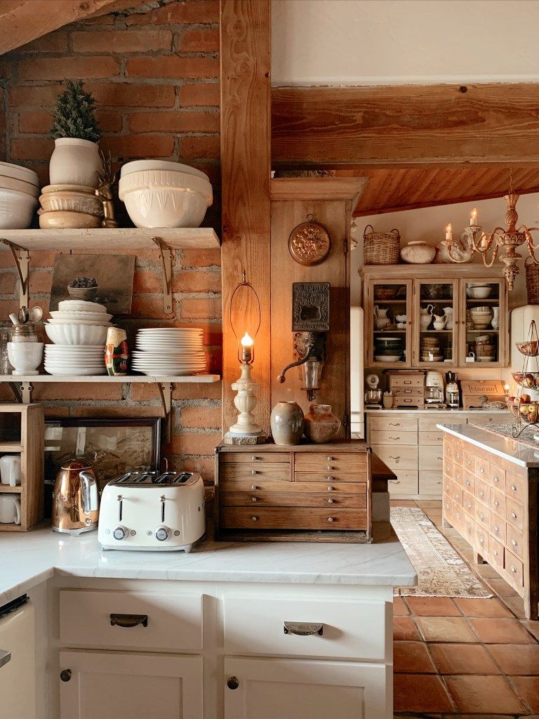 Blast from the Past: Retro Inspired Vintage Kitchen Ideas