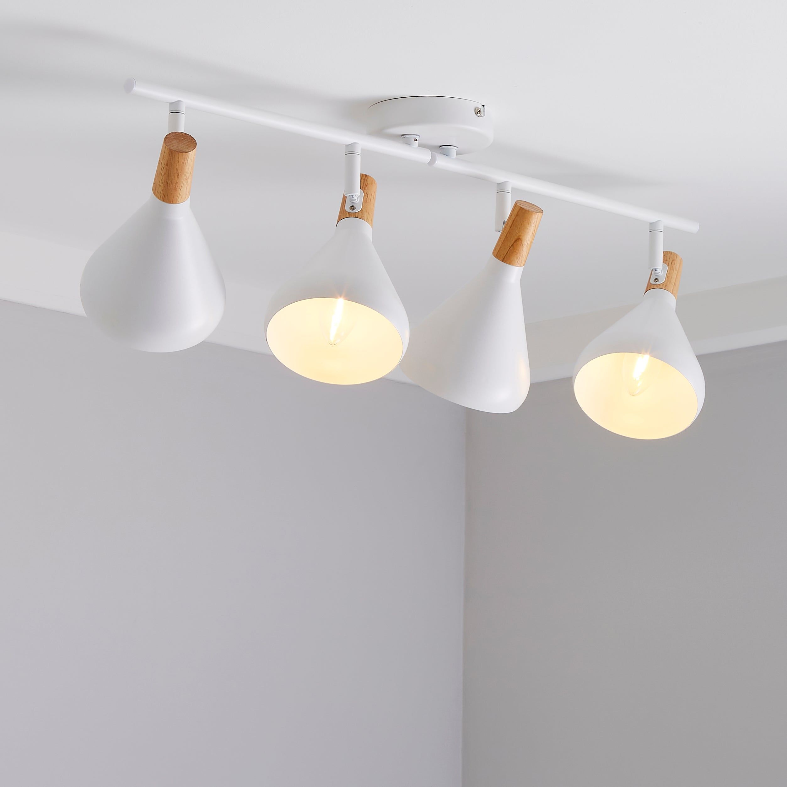 Bright Ideas: How to Choose the Perfect Kitchen Lights for Your Home