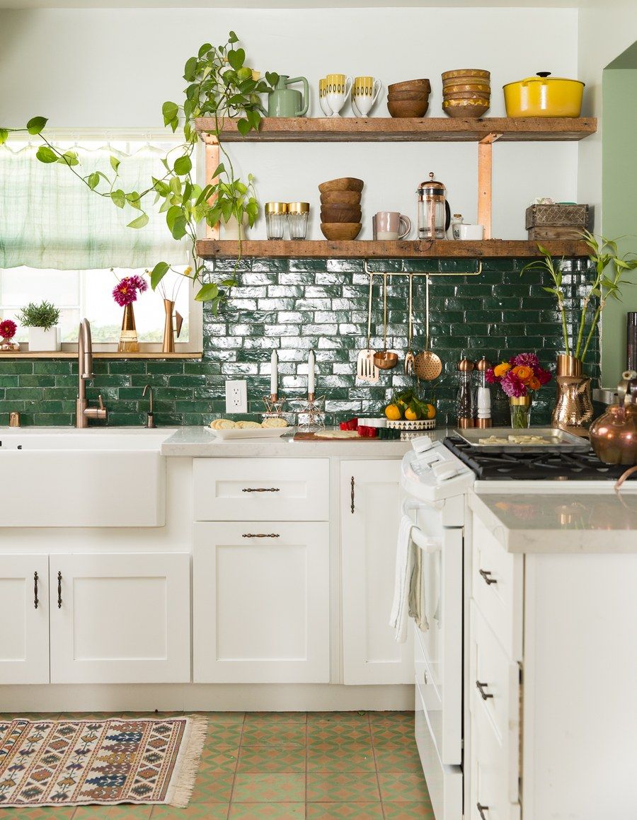 Bring Life to Your Kitchen with These Vibrant and Colorful Decor Ideas