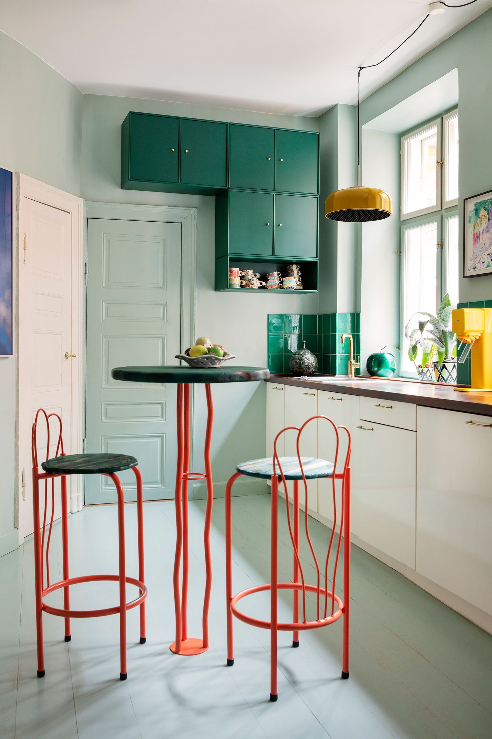 Bringing Vibrancy to Your Space: Colorful Kitchen Design Ideas