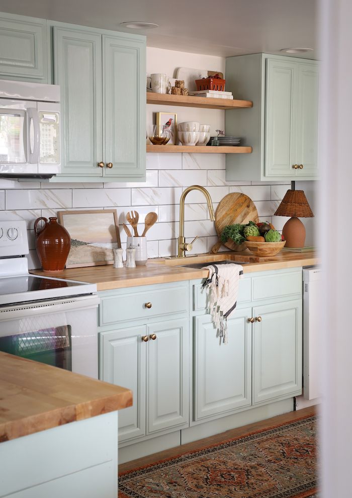 Choosing the Perfect Kitchen Paint Colors for Your Home