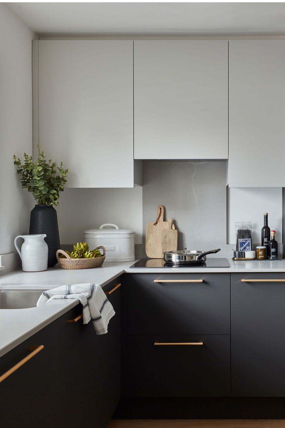 Crafting the Perfect Kitchen: The Latest Trends in Cabinet Design