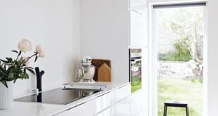 white kitchen