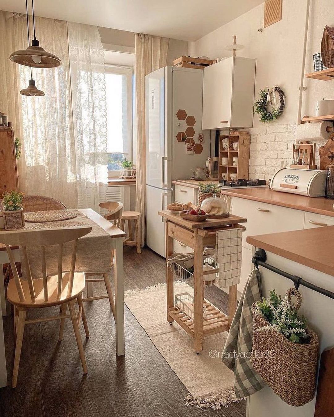 Embrace Boho Chic: How to Create a Bohemian-Inspired Kitchen