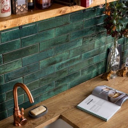 Enhance Your Kitchen with Stunning Backsplash Tile Designs