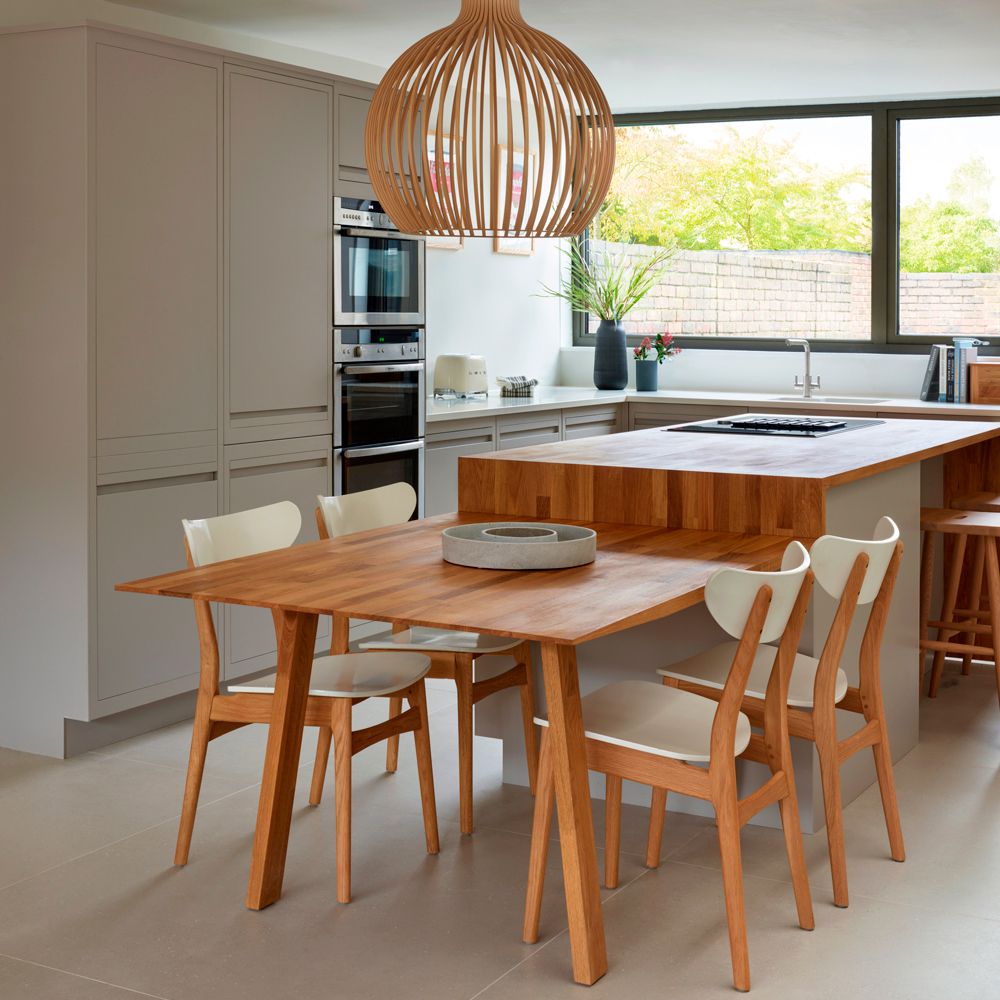 Enhance Your Kitchen with Style: The Benefits of Kitchen Islands with Seating