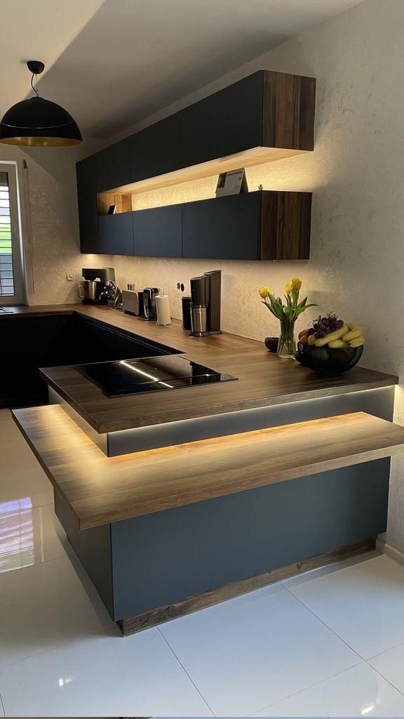 Making the Most of Space: Small Kitchen Ideas with an Island