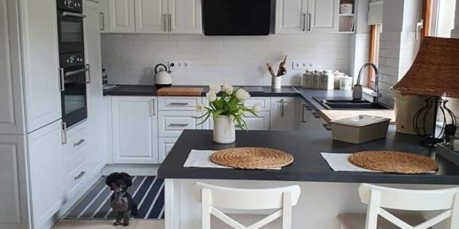 small kitchen ideas layout
