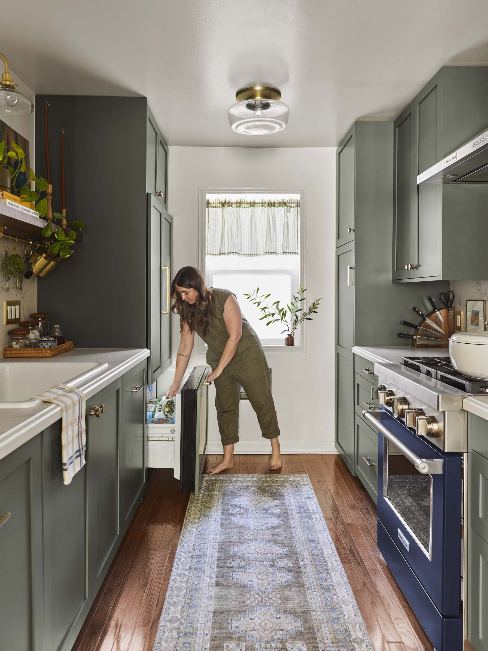 Maximizing Space: Creative Galley Kitchen Ideas for Small Spaces