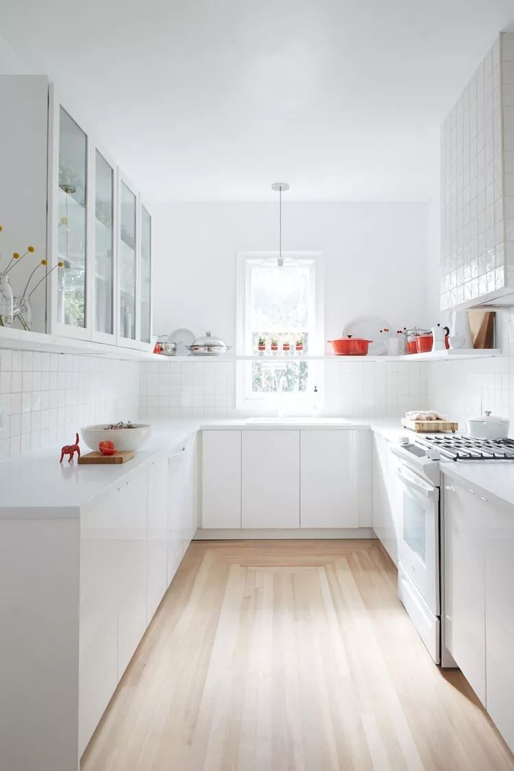 Maximizing Space: Functional and Stylish Galley Kitchen Ideas for Small Spaces