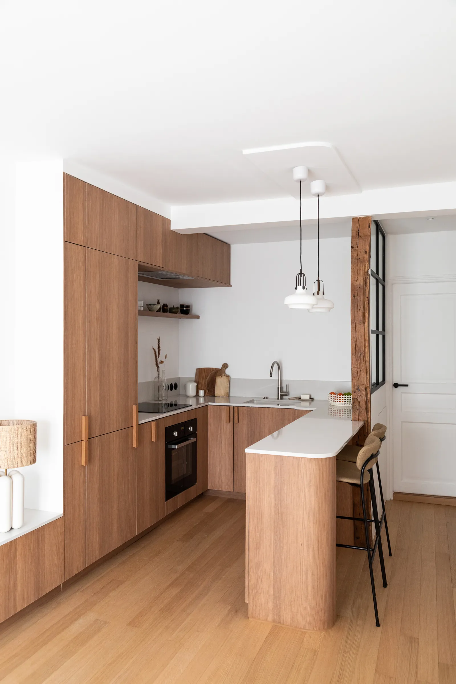 Maximizing Space: How to Design a Functional Small Kitchen Layout