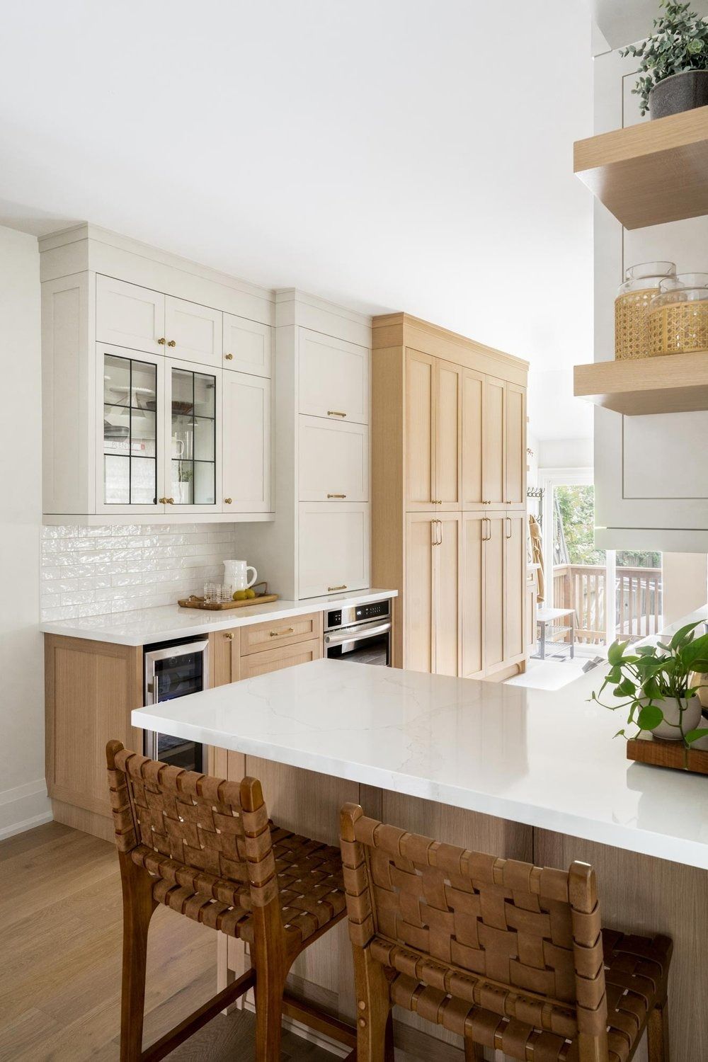 Maximizing Space: Space-Saving Narrow Kitchen Ideas for Small Homes