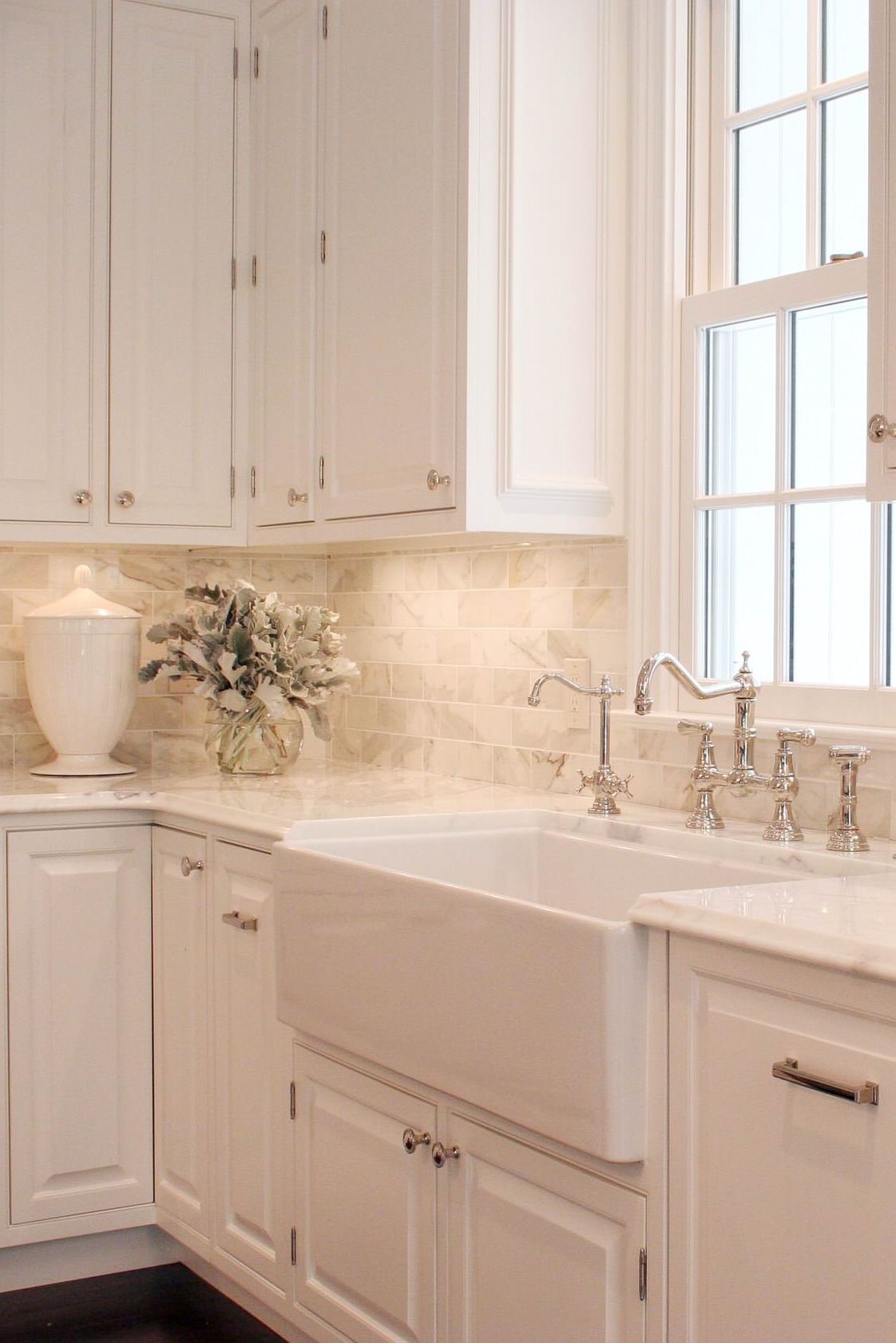 Refreshing Your Space: The Timeless Elegance of White Kitchen Cabinets