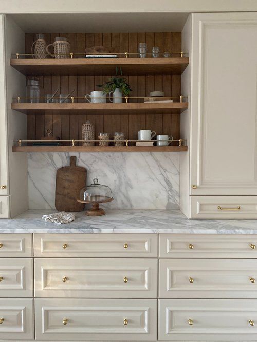 Revamp Your Kitchen with Stunning Cabinets: A Guide to Choosing the Best for Your Home