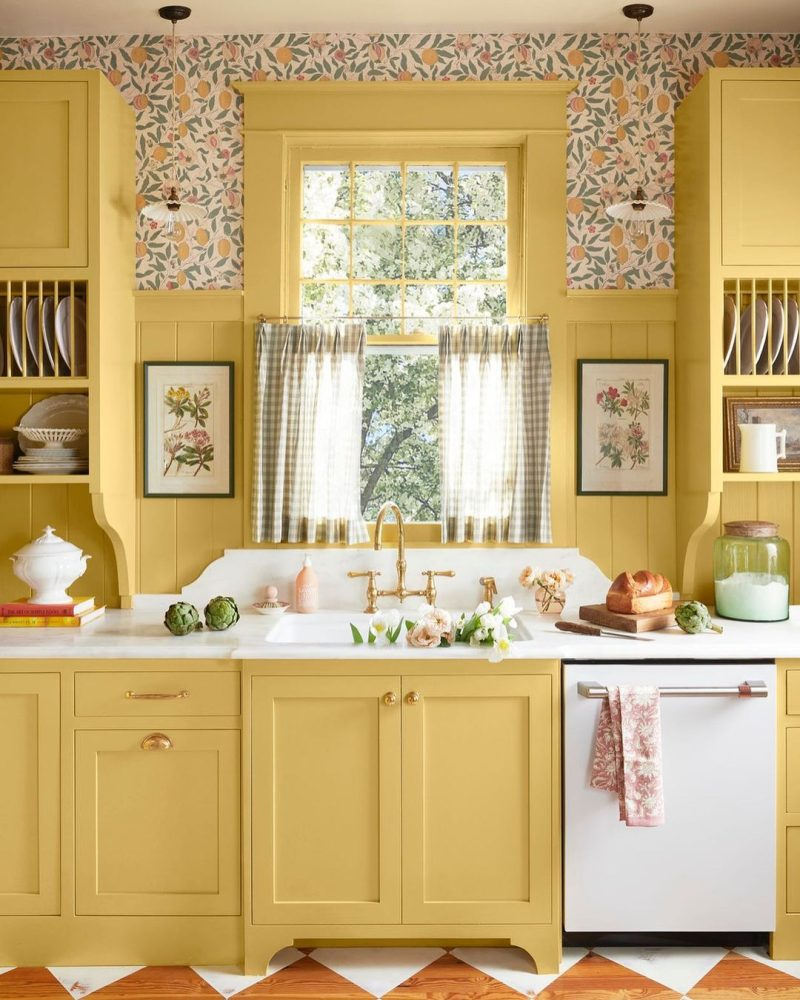 Reviving Retro: Vintage Kitchen Ideas to Add Charm to Your Home