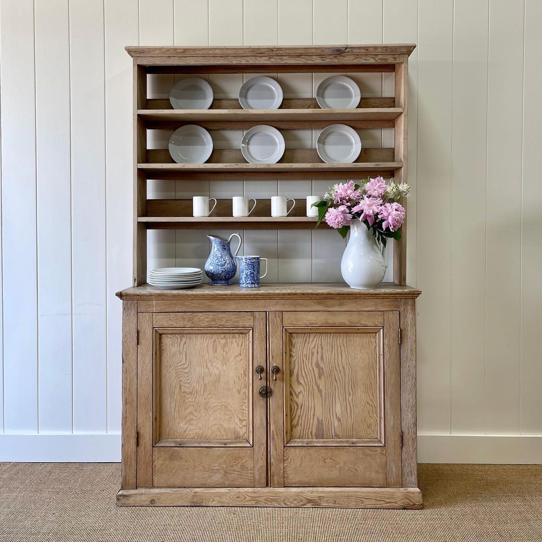 Reviving Tradition: The Timeless Elegance of the Kitchen Dresser