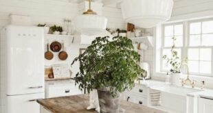 farmhouse kitchen