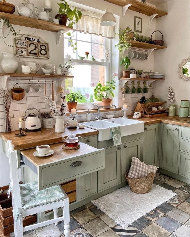 Space-Saving Solutions: How to Make the Most of a Small Kitchen