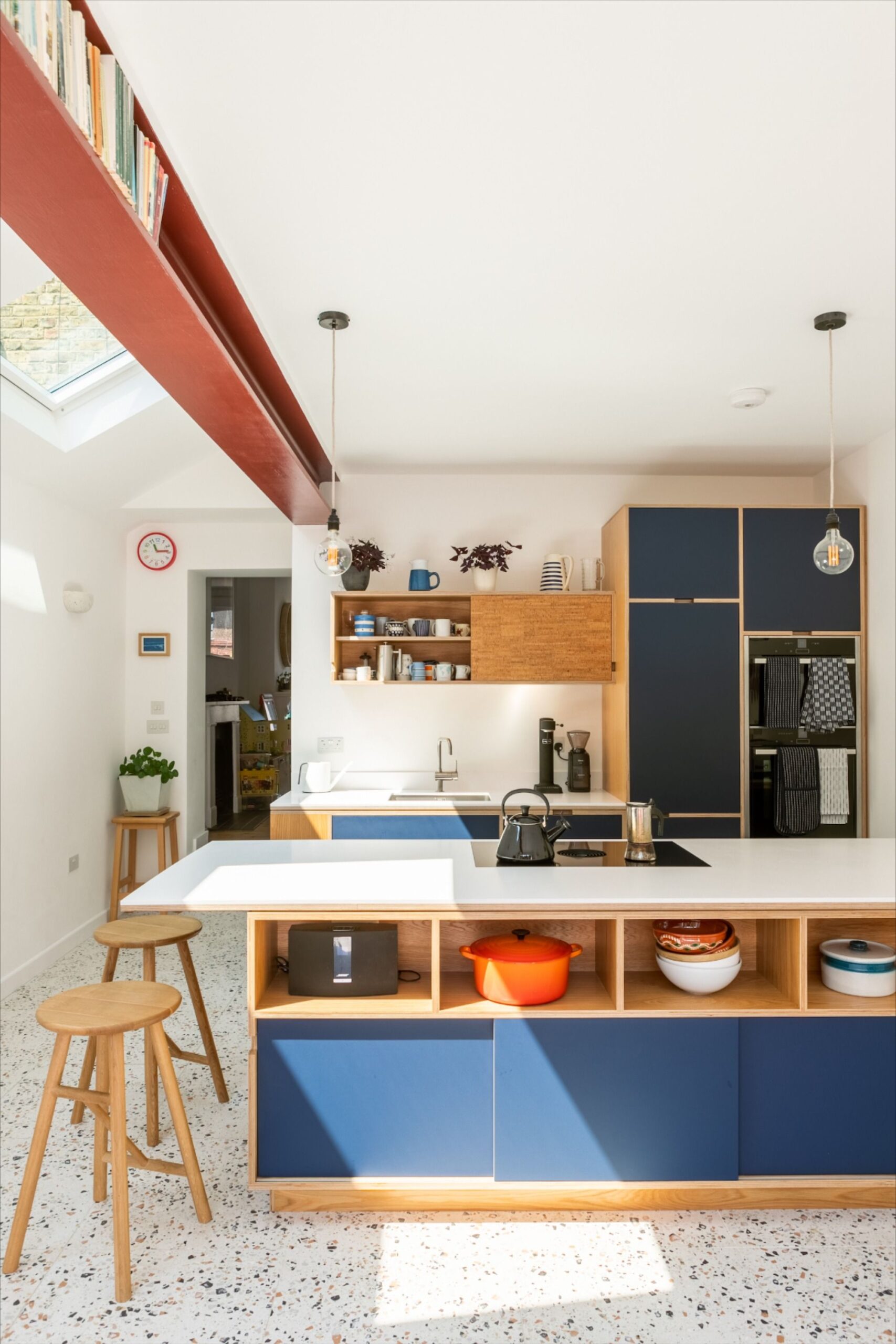 Space-Saving Solutions: Small Kitchen Layout Ideas to Maximize Efficiency and Style