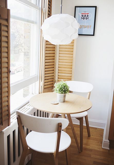 Space-Saving Solutions: The Best Small Kitchen Tables for Cozy Dining