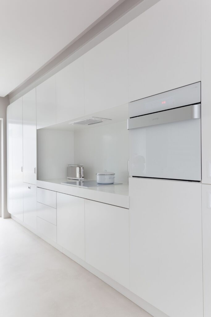 white kitchen