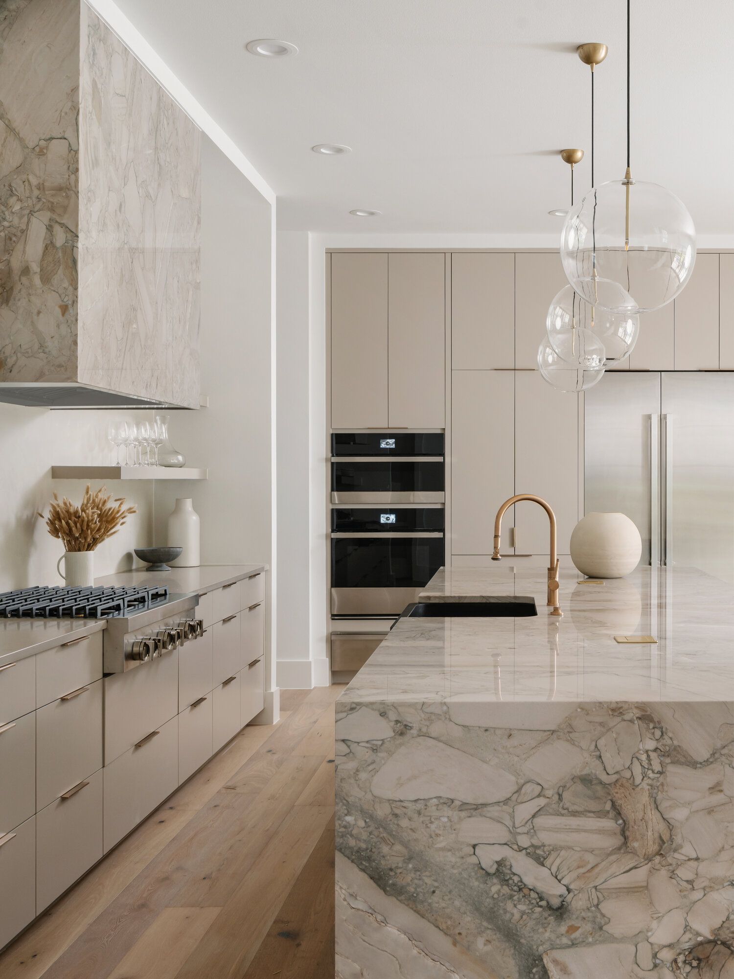 The Evolution of Modern Kitchen Design: Trends for the Contemporary Home