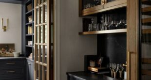 kitchen bar