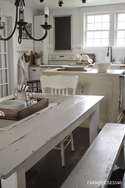 farmhouse kitchen