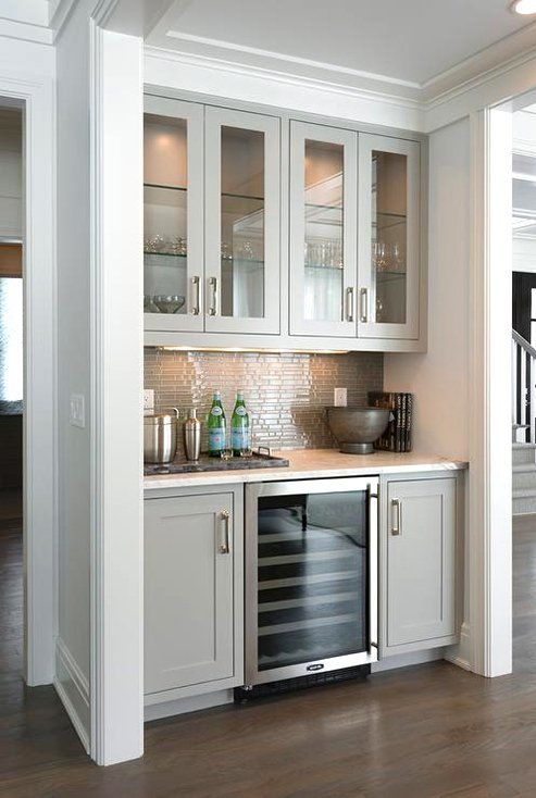 The Trendy Kitchen Bar: A Functional and Stylish Addition to Your Home