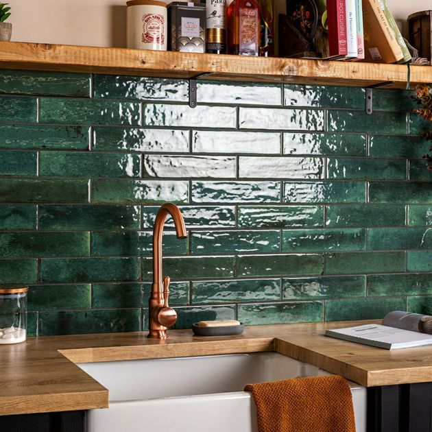 The Ultimate Guide to Choosing Kitchen Wall Tiles for Your Home