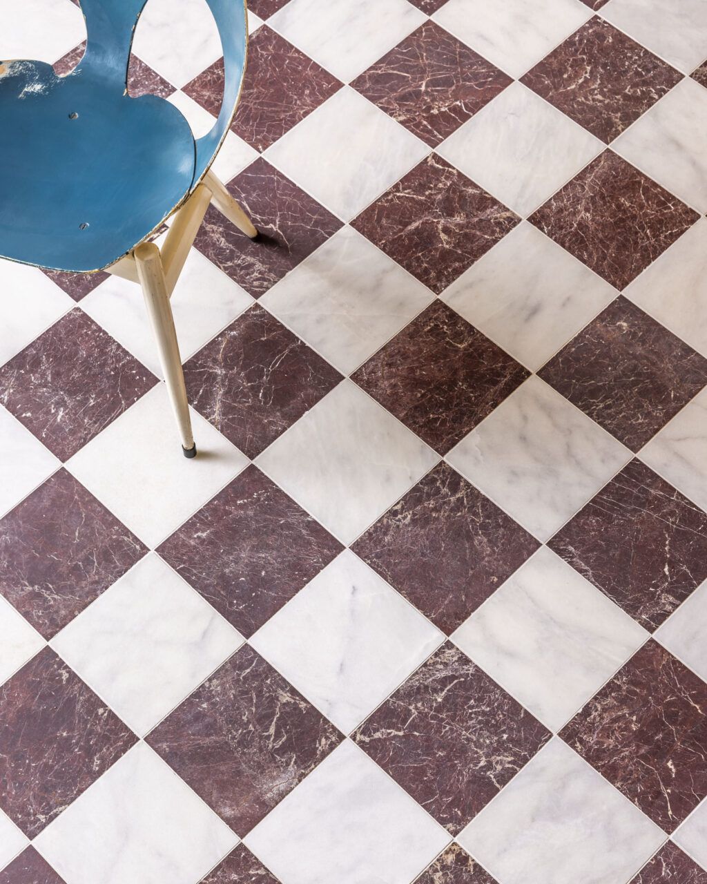 The Ultimate Guide to Choosing and Installing Kitchen Floor Tile