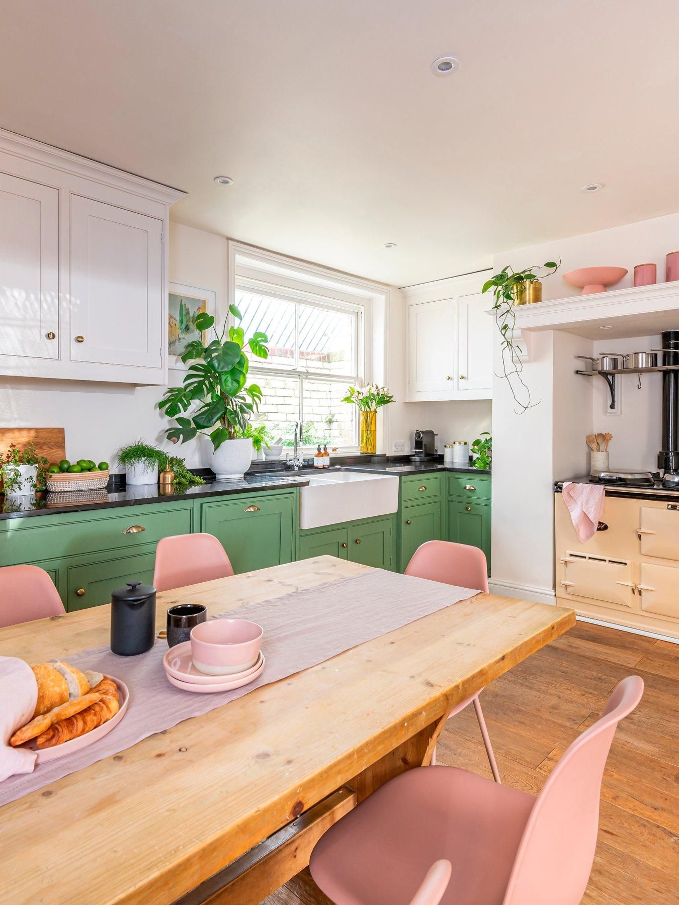 The Ultimate Guide to Organizing Your Kitchen Cupboards