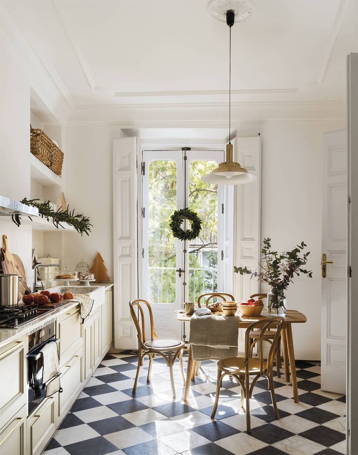 black and white kitchen ideas