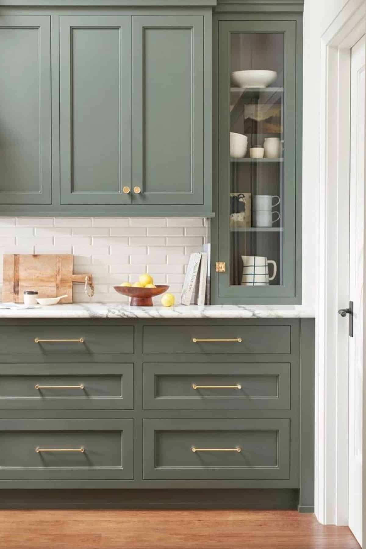 Transform Your Kitchen with Stylish and Functional Cabinets