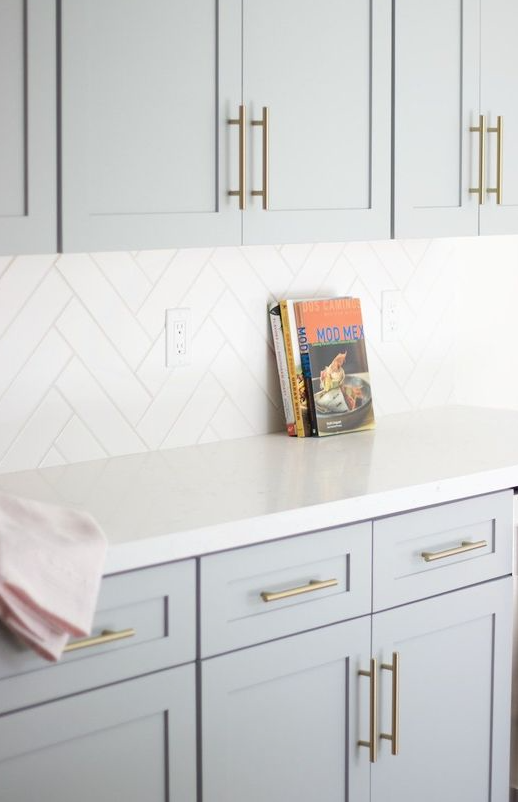 Transform Your Kitchen with a Stunning Tile Backsplash