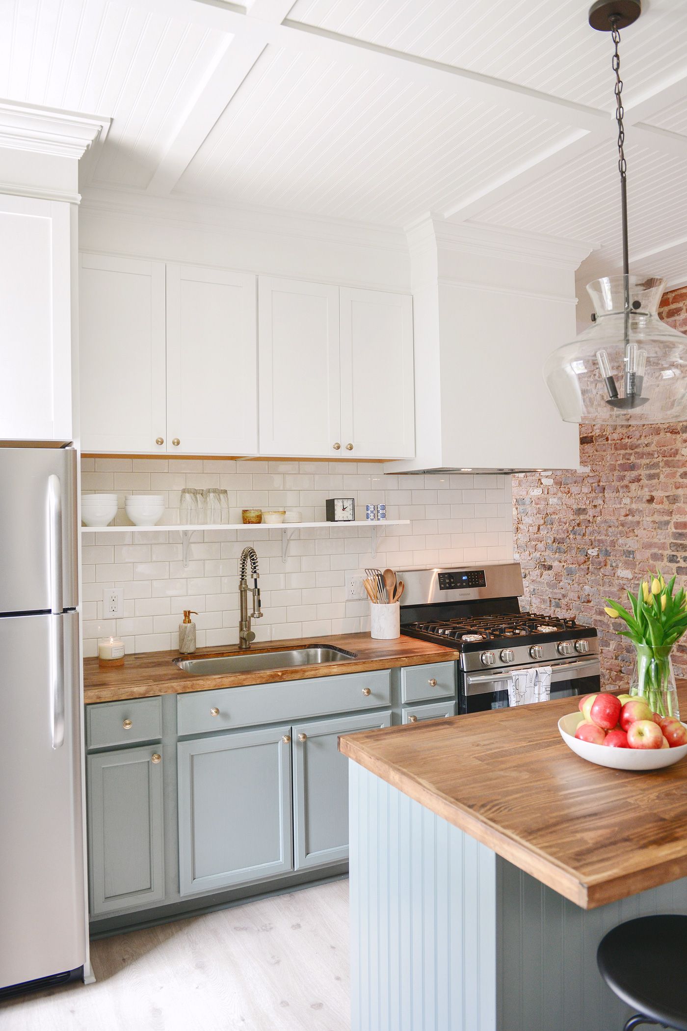 Transform Your Space: Revamp Your Kitchen with These Stunning Makeover Ideas