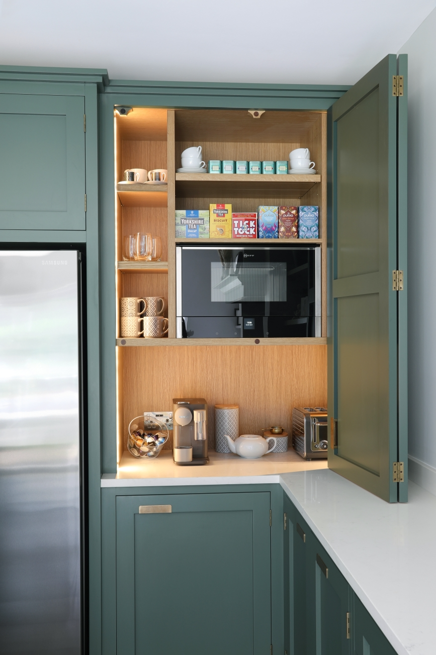 Unlocking the Potential of Your Kitchen with Stylish and Functional Cabinets