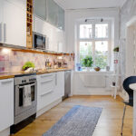 Kitchens for Small Apartments, Ideas, Designs & Materials .