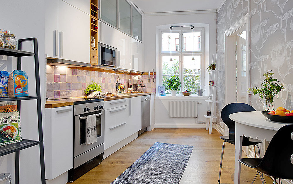 Kitchens for Small Apartments, Ideas, Designs & Materials .